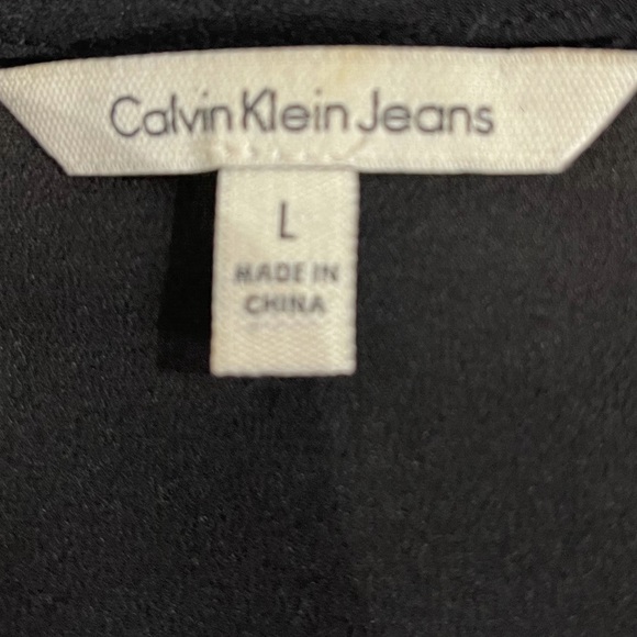 Calvin Klein Jeans Black Top - Picture 4 of 6
